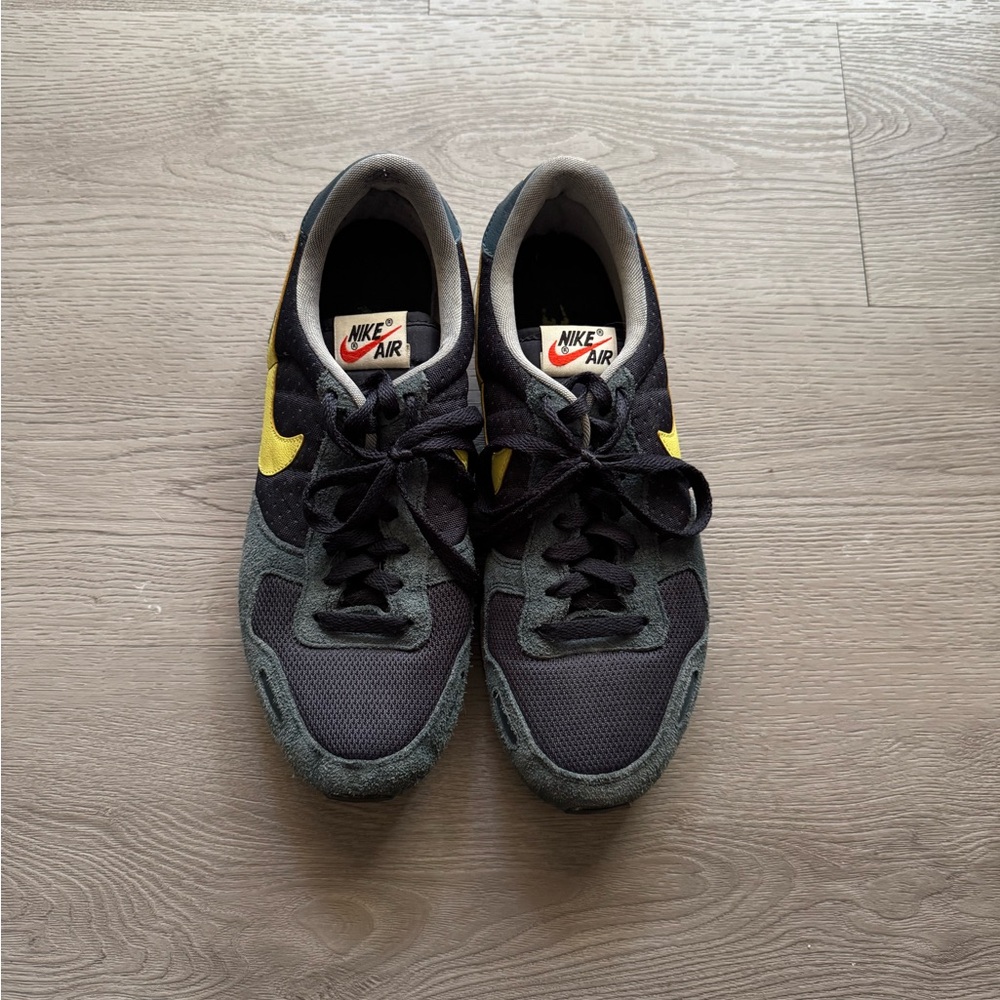 Nike MD Valiant 'Limelight' Sneakers